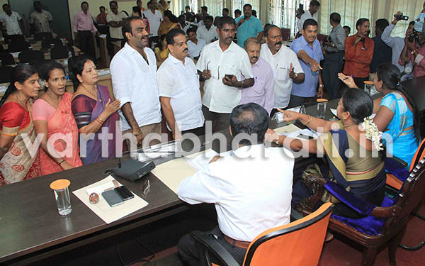 2 ದಿನಕ್ಕೊಮ್ಮೆ ನೀರು ಪೂರೈಕೆ ಅನಿವಾರ್ಯ: ಉಡುಪಿ ನಗರಸಭೆಯಲ್ಲಿ ಚರ್ಚೆ